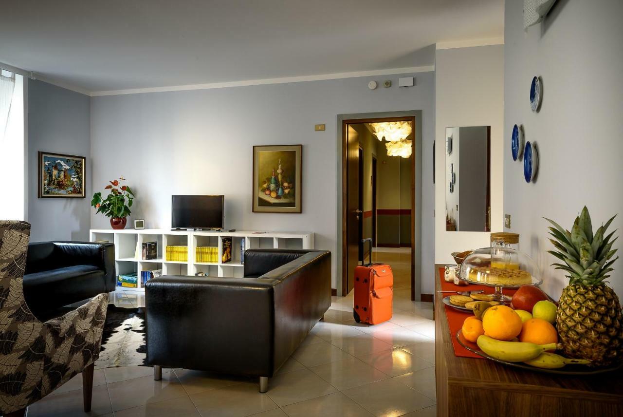 تيرانو Bed And Breakfast Sweet Home المظهر الخارجي الصورة