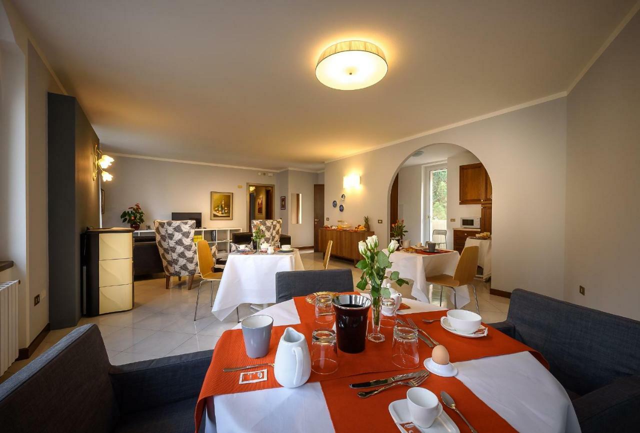 تيرانو Bed And Breakfast Sweet Home المظهر الخارجي الصورة